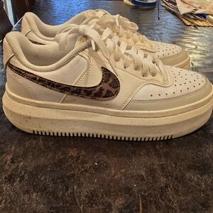 Nike Women's Cream and Brown Sneakers